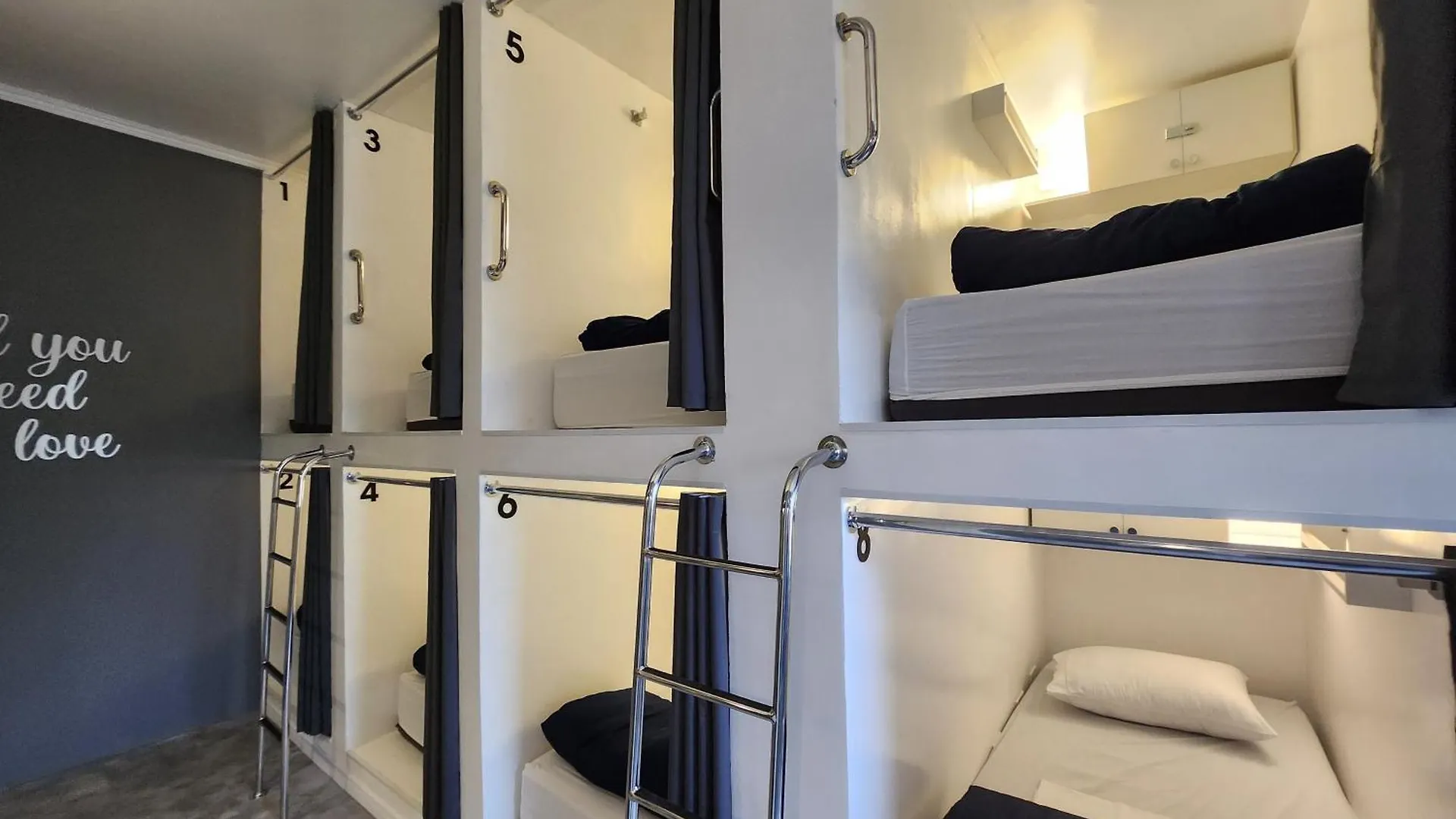 Vila Rock Hostel: Central Location Near Allianz Parque Sao Paulo